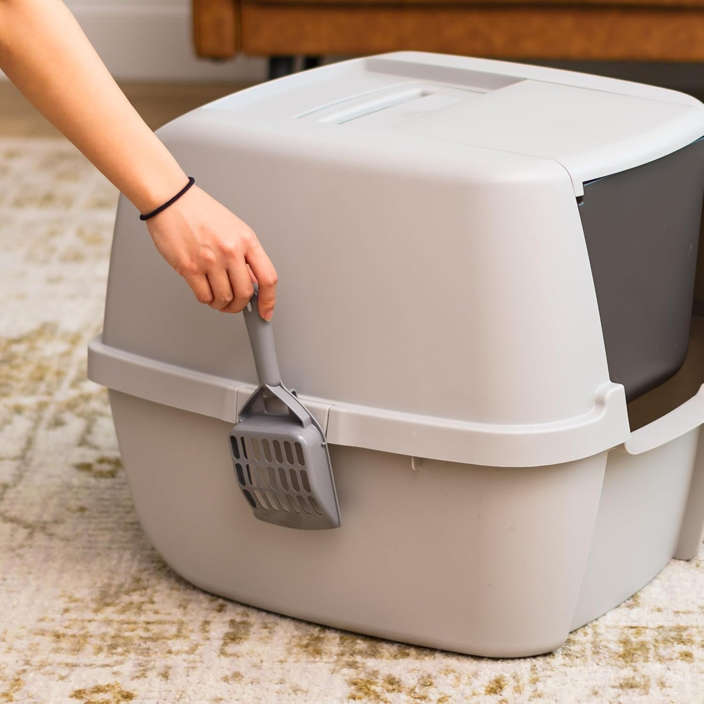 USA Jumbo Enclosed Cat Litter Box with Front Door Flap and Scoop, Covered Kitty Litter Box with Handle and Buckles for Portability and Privacy, Gray
