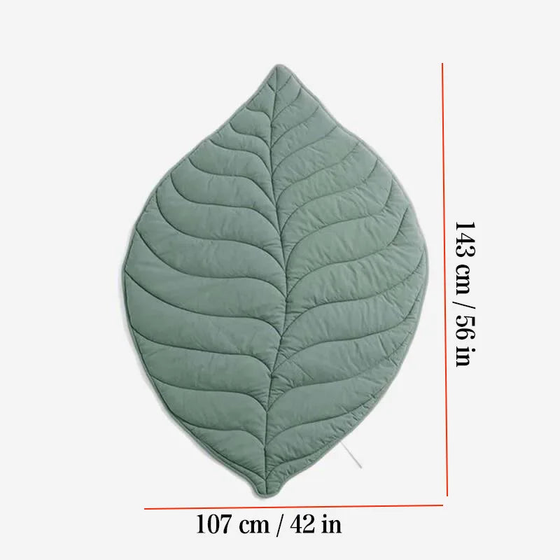 Reversible Leaf-Shaped Pet Mat - Soft, Washable Cotton Bed for Dogs & Cats - vippet.org