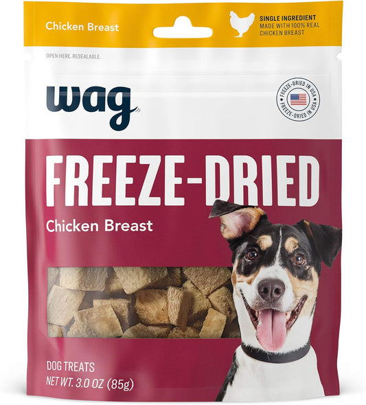 Amazon Brand -  Dog Treats Freeze Dried Raw Single Ingredient Chicken Breast, High Protein, Healthy Training Treats or Meal Topper for All Dogs, Grain-Free, 3 Oz (Pack of 1)