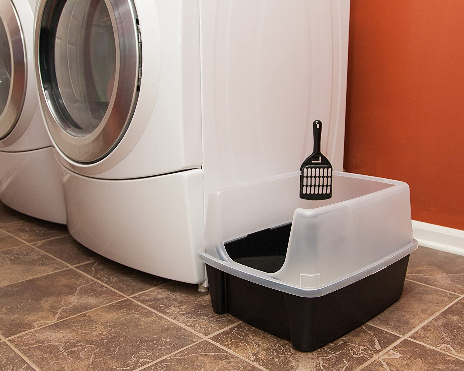 USA Large Open Top Cat Litter Box with High Sides, Scatter Shield & Scoop, Black - Easy Clean Plastic Litter Pan for Indoor Cats, Kittens or Multicat Homes