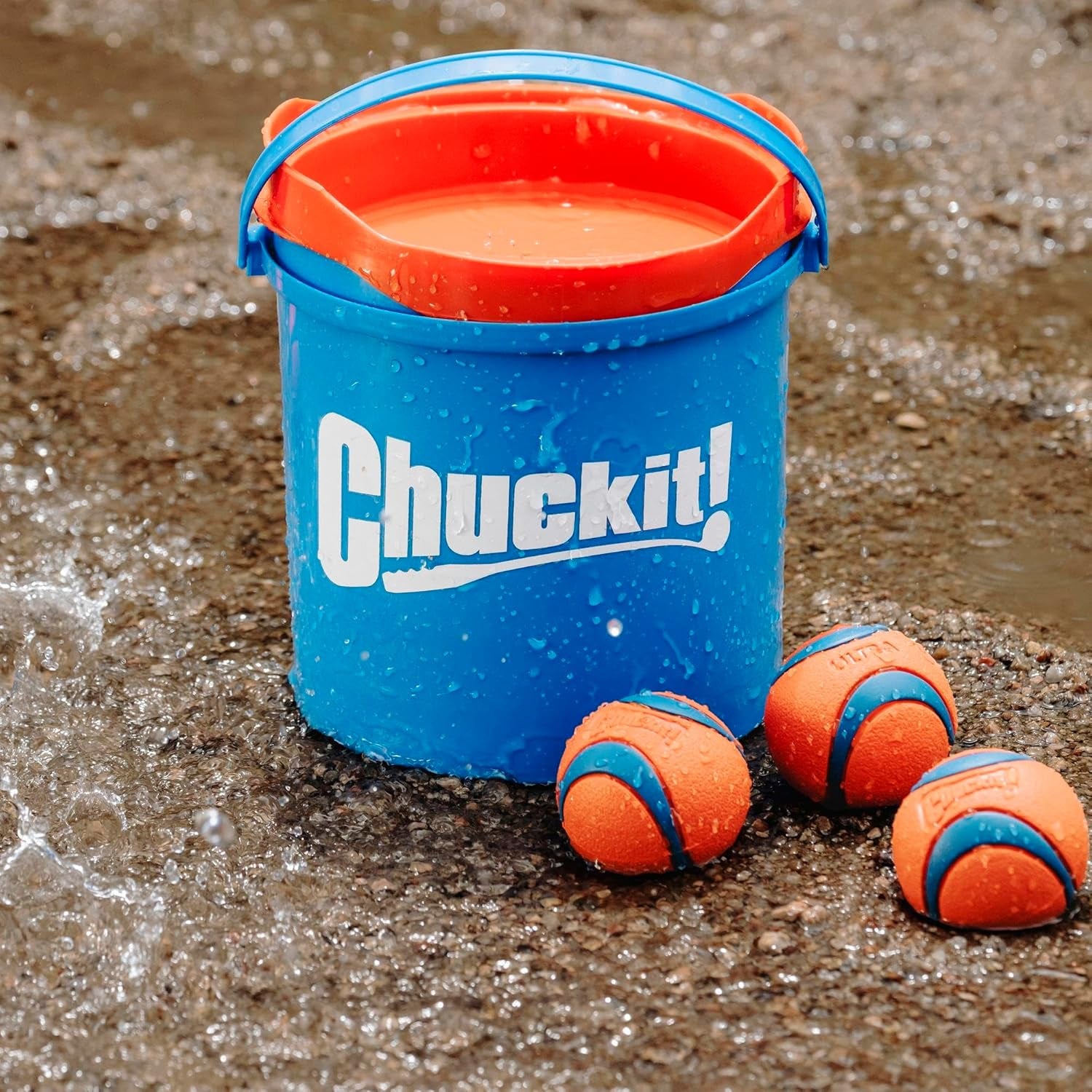 Ultra Ball Dog Toy with  Cleaning Bucket Bundle, Bouncy Fetch Pet Toys for Dogs 20-60 Lbs, Interactive Dog Toys, Durable Rubber, Size Medium, 2.5-Inch Diameter, 8-Pack of Balls